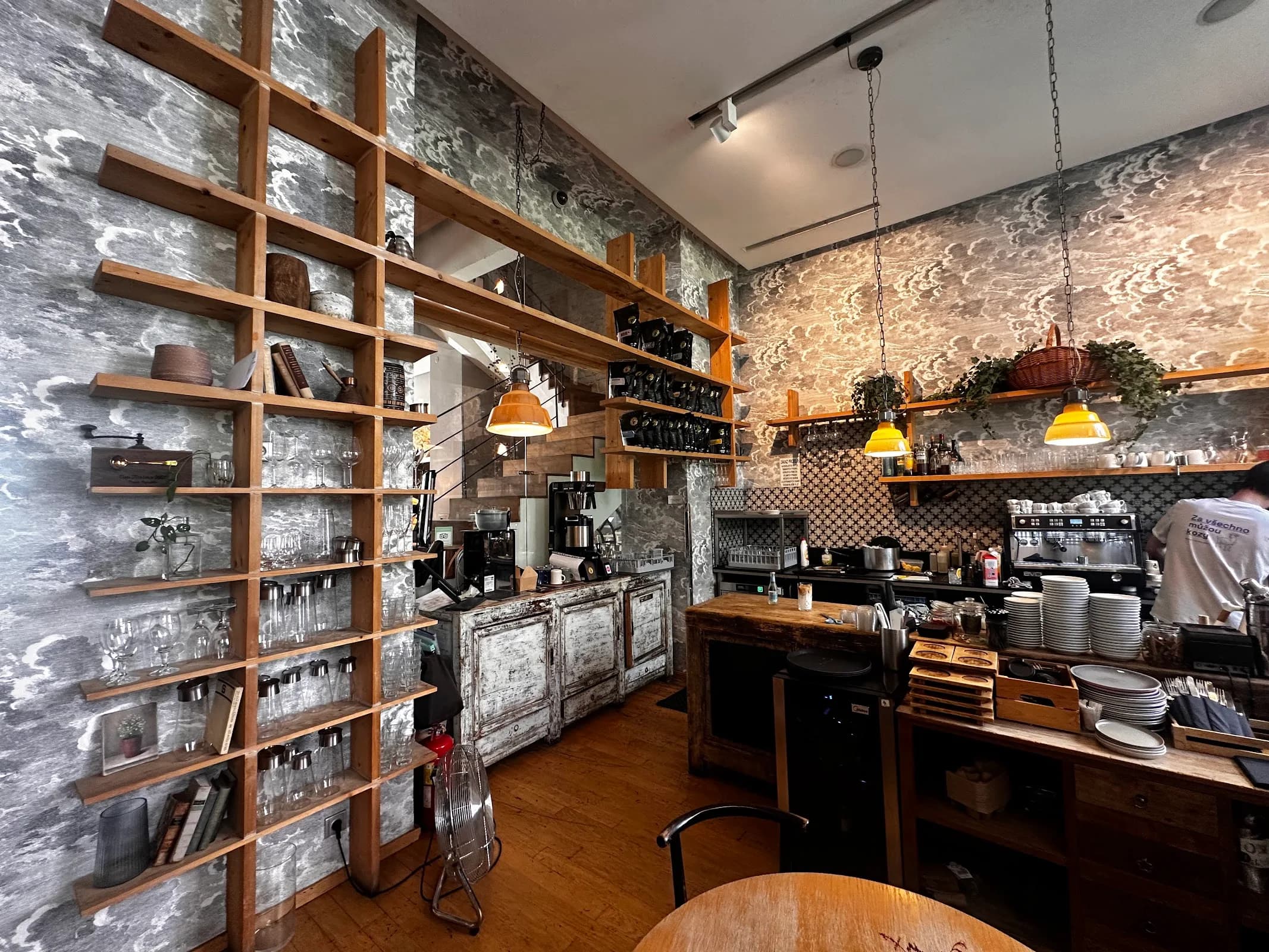 La Bohème Café